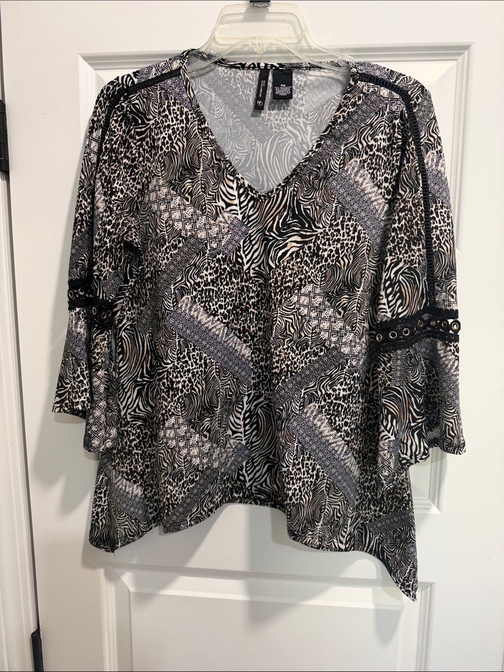 new directions Black and White Animal Print V-Neck Tunic with Eyelet Trim